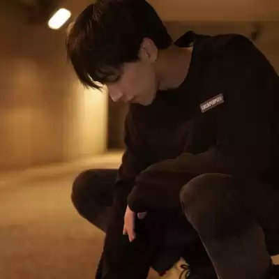 靳高妍